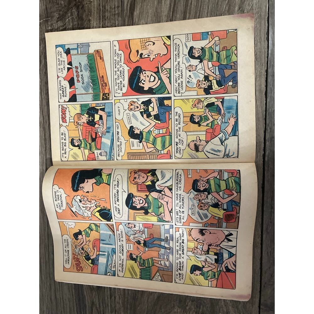 Vintage Archie Comics Lot Sabrina #19 + Betty & Veronica #141 Silver/Bronze Age - Picture 3 of 6